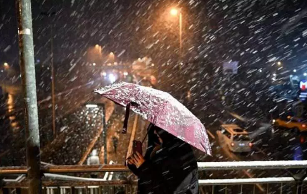 Hafta sonuna dikkat! İstanbul’a lapa lapa kar yağabilir