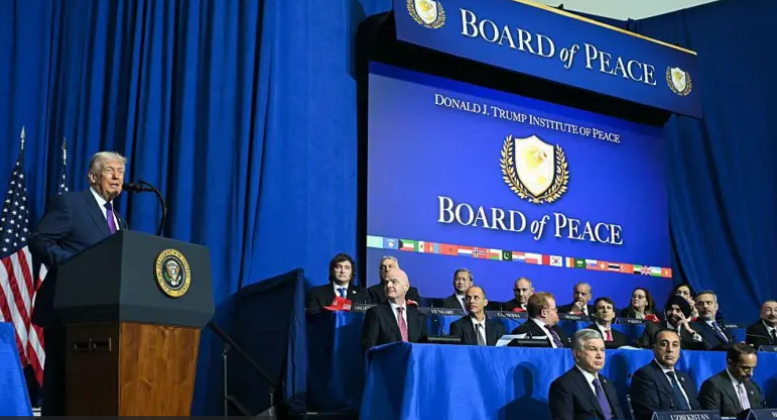 Trump, İran’a ‘sınırlı saldırı’ olasılığını değerlendirdiğini açıkladı